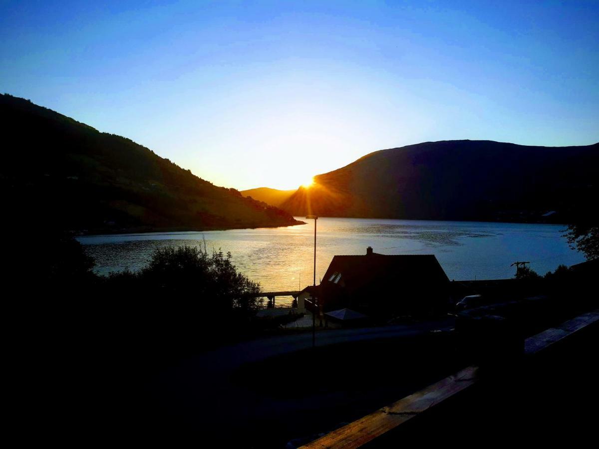 Panorama Fjord Olden Daire Dış mekan fotoğraf