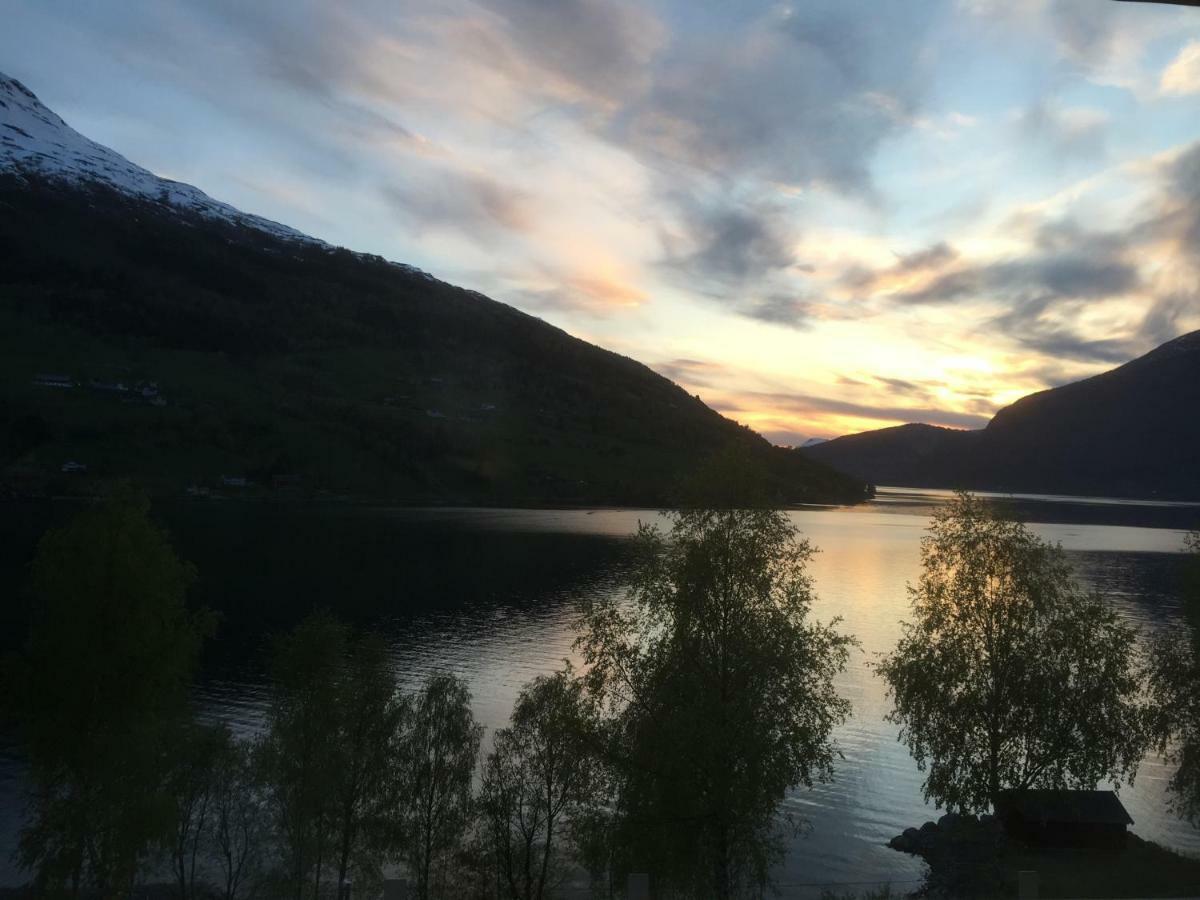 Panorama Fjord Olden Daire Dış mekan fotoğraf